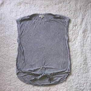 Max Studio Striped Shirt. Small.